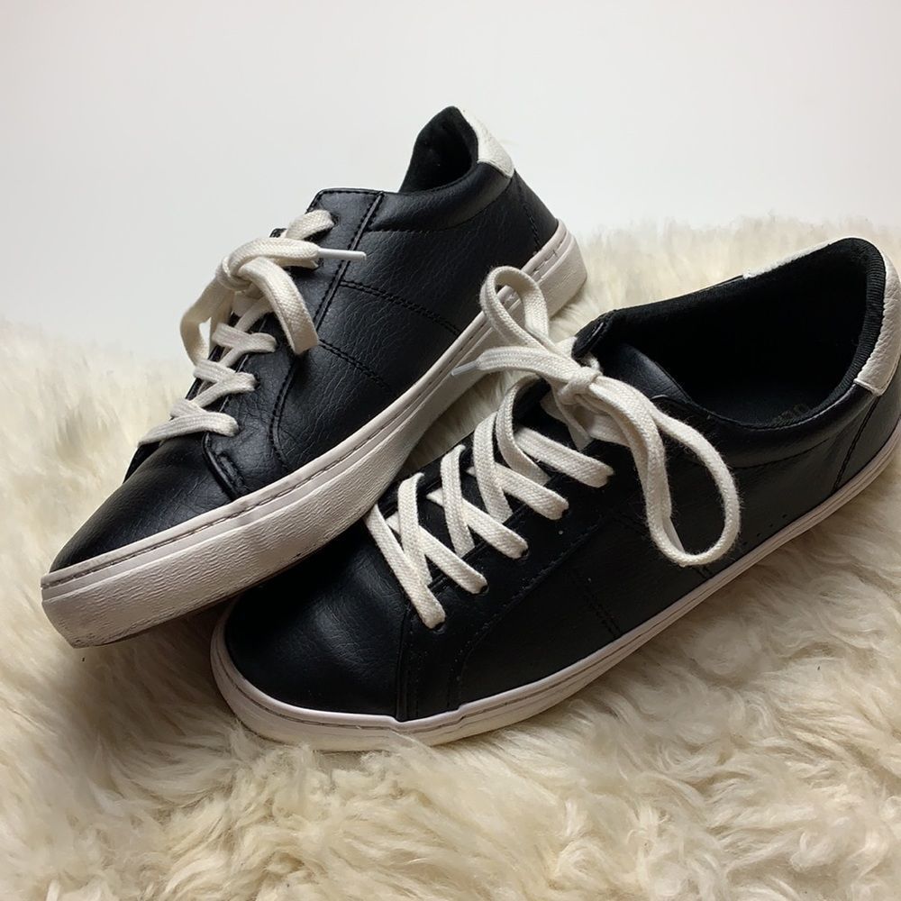 Old Navy faux-leather sneakers